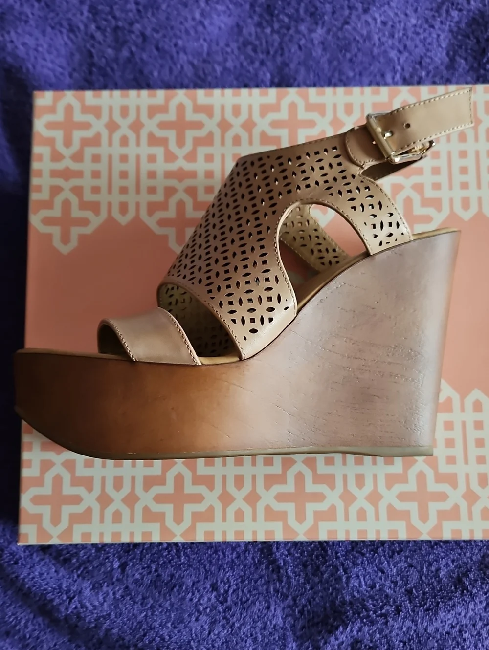 NWT Gianni Bini Soo-Good Sierra Tan Wood Look Platform Wedge, Size 7 M